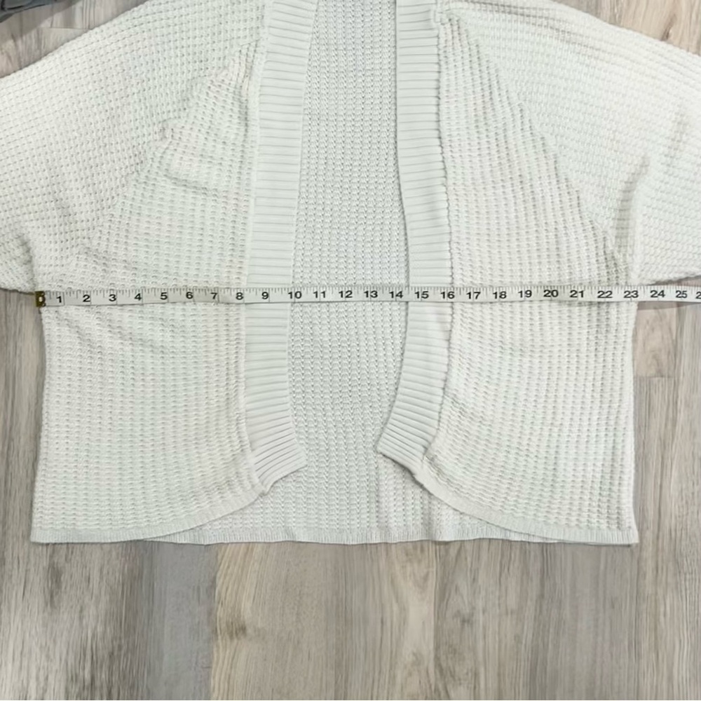 Express White Open Front Waffle Knit Tapered Sleeve Cardigan Sweater Size S - Picture 4 of 7